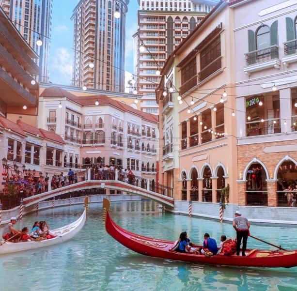 Spacious Condo In Venice Luxury Residences Тагуиг Екстериор снимка